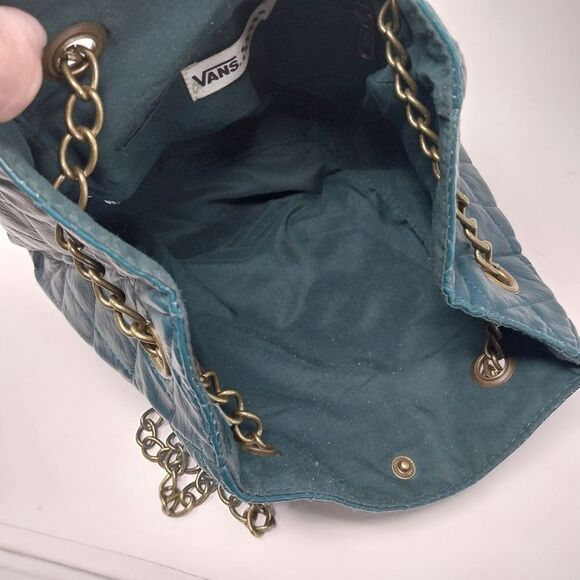 Dark green VANS Shoulder bag with Chain Strap. - Picture 9 of 15